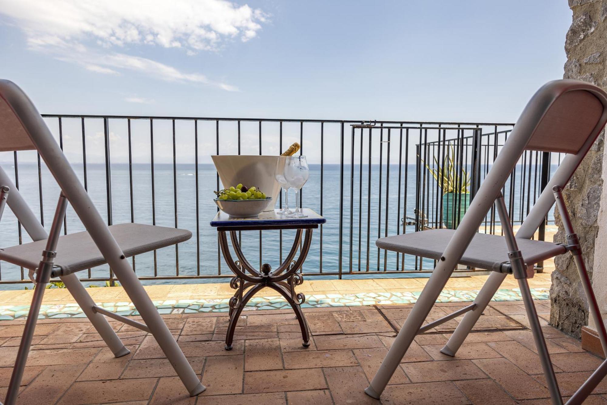 Villa Levante - Direct Sea Access - Full Sea View - Amalfi Coast Cetara Εξωτερικό φωτογραφία